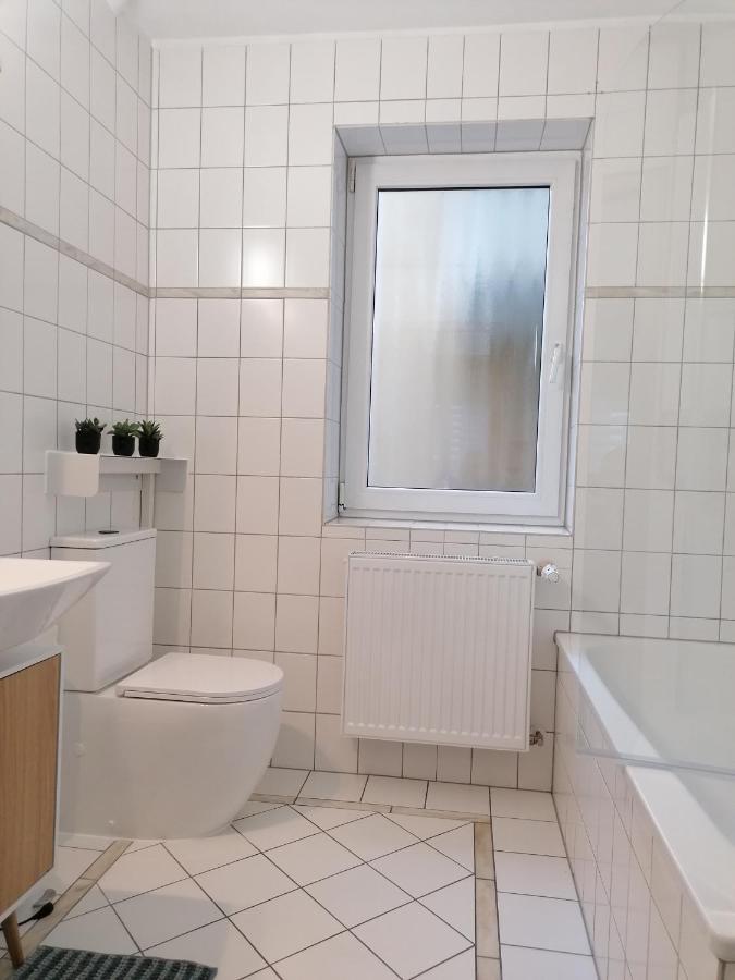 Stilvolle Wohnung An Der Alten Mainbruecke Wurzburg Exterior photo
